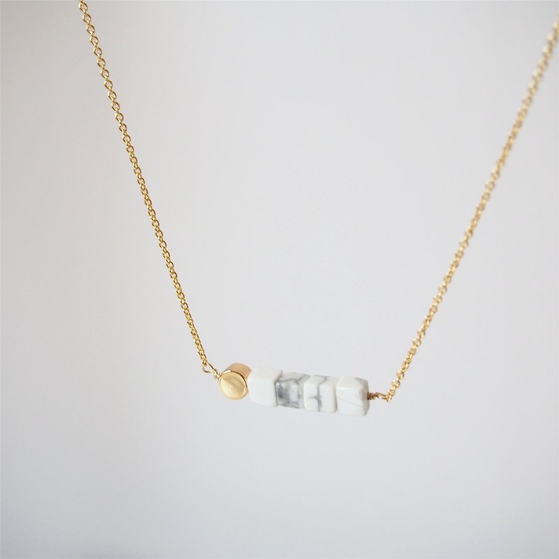 "KeepitPetite" minimalist white turquoise gold-plated beads • gold-plated necklace (45cm / 18 inch) gift - สร้อยคอ - โลหะ ขาว