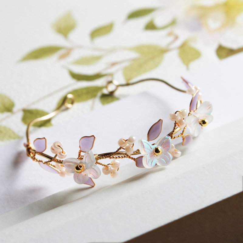 【Butterfly Vine Bracelet】 Butterfly and Vine Bracelet Handmade Bronze Resin Flower Bracelet Bracelet - Bracelets - Other Metals Multicolor