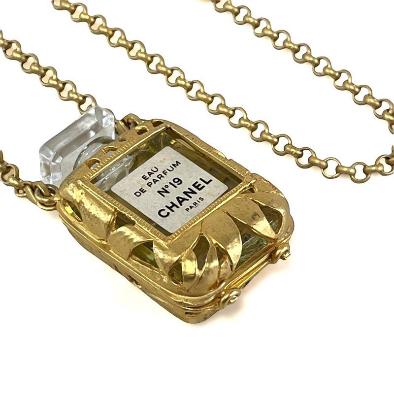 本物 シャネル 香水入れ ネックレス パフューム ボトル ゴールド GP チェーン No.19 ヴィンテージ 中古 - 項鍊 - 其他金屬 金色