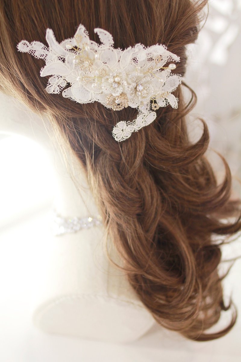 蕾絲新娘頭飾,新娘花飾, white headpiece, vintage headpiece - 髮夾/髮飾 - 玻璃 白色