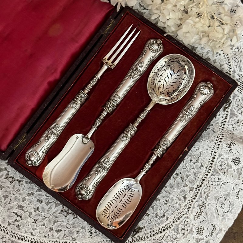 50392-絕美法國古董全件純銀餐具組附原盒密涅瓦950標記 - 刀叉/湯匙/餐具組 - 純銀 