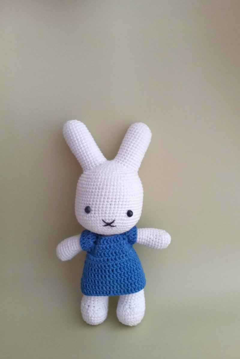 Miffy handmade and her blue dress - ตุ๊กตา - ผ้าฝ้าย/ผ้าลินิน ขาว