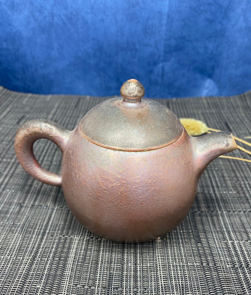 龍旦柴燒壺 - 茶具/茶杯 - 陶 