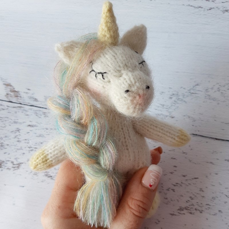 Knitted stuffed unicorn with rainbow mane / Magical soft unicorn doll sleep - 玩偶/公仔 - 羊毛 多色