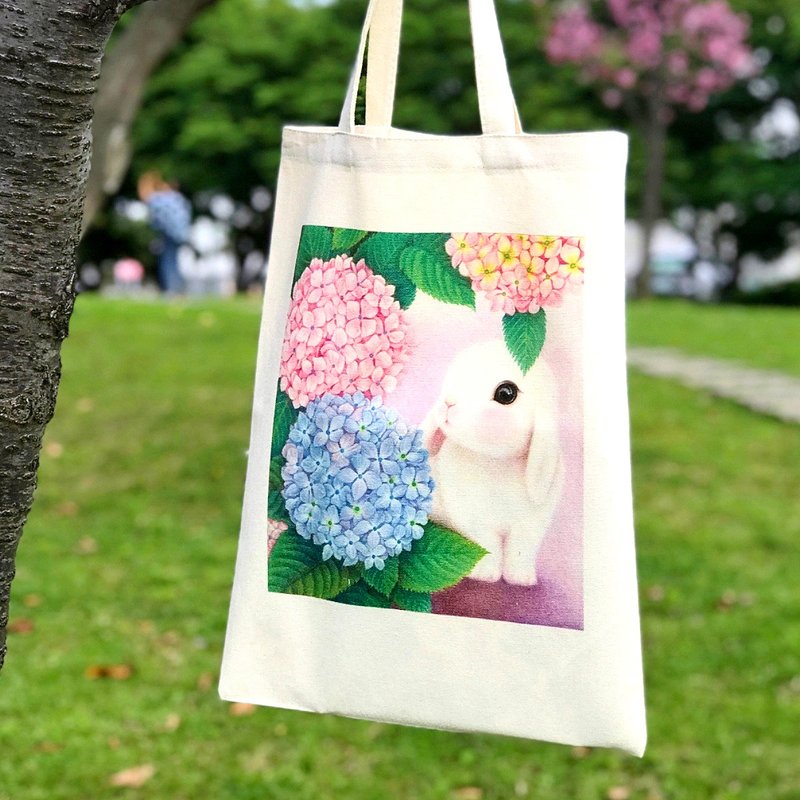 Flowers and Rabbits/Canvas Bag (Beige) - Messenger Bags & Sling Bags - Other Materials White