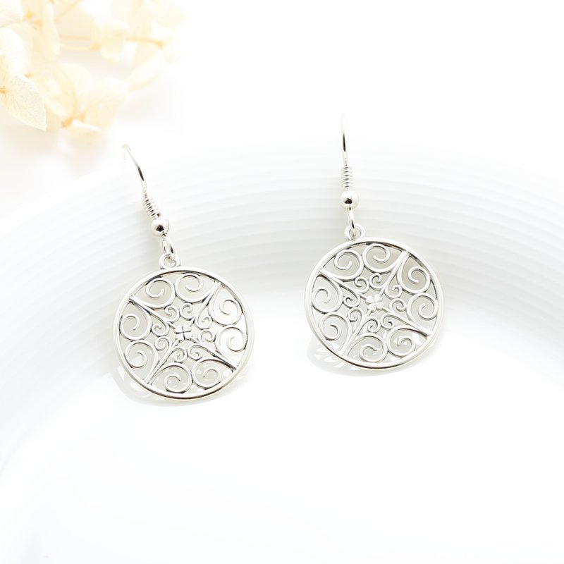 【Angel & Me】Lucky Four Leaf Clover s925 sterling silver earrings birthday gift - ต่างหู - เงินแท้ สีเงิน