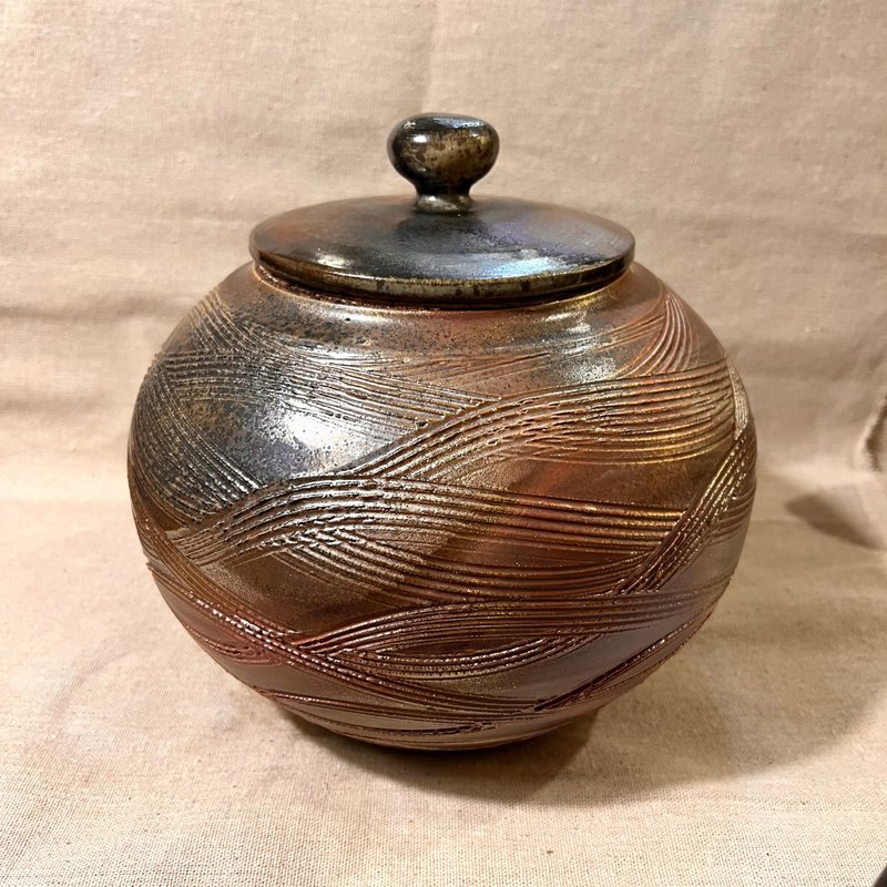 柴燒三斤水波紋茶倉 / 茶罐 / 藏茶器 / 儲茶器 / 小平凡手作 - 其他 - 陶 卡其色