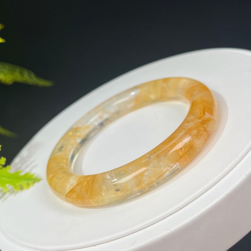 畢業級玻璃體黃膠花手鐲57MM 冰透星光黃焦花水晶手環 旺財運事業 - 手鍊/手環 - 水晶 黃色