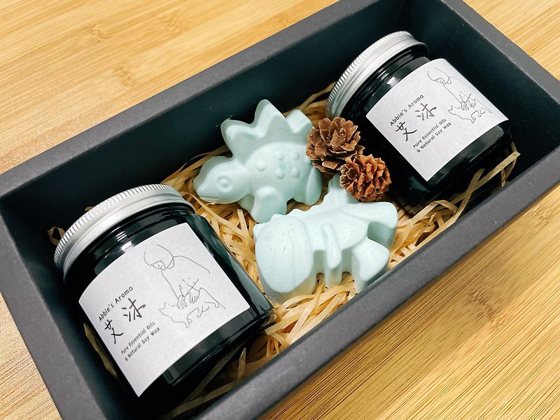 [Aimu Abbie's Aroma] Natural Essential Oil Fragrance Soy Candle 2 In Gift Box - Dinosaur Stone - น้ำหอม - น้ำมันหอม สีเงิน