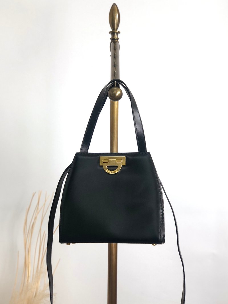 【 日本直送　名牌中古包 】CELINE セリーヌ ショルダーバッグ ブラック ホースビット レザー 2way vintage ヴィンテージ my57ac - 側背包/斜背包 - 真皮 黑色