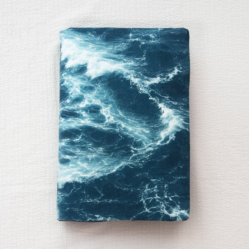 波浪的一片布藝書衣 - 書衣/書套 - 棉．麻 藍色