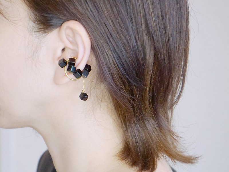Ear cuff natural stone onyx - Earrings & Clip-ons - Semi-Precious Stones Black