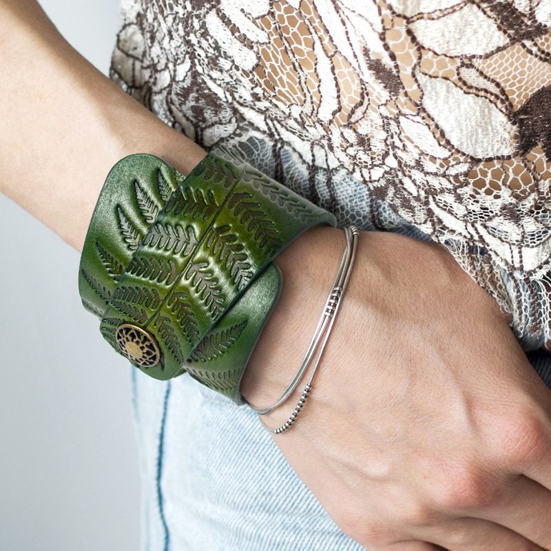 Green Leather Cuff Bracelet for Women with Fern Ornament, Width 2 1/3 Inches - Bracelets - Genuine Leather Green