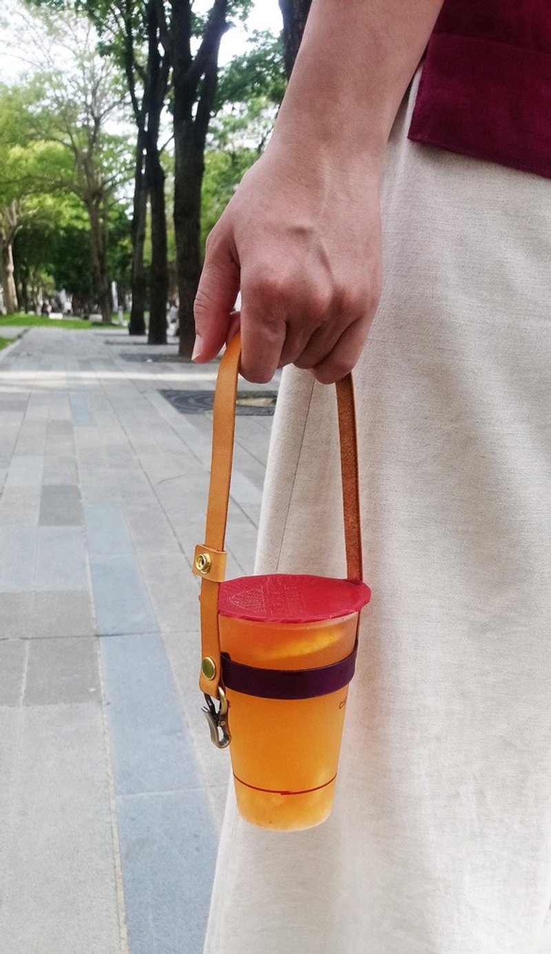 KATATSUMURI leather roll-up drink cup strap (multiple colors available) - ถุงใส่กระติกนำ้ - หนังแท้ สีม่วง