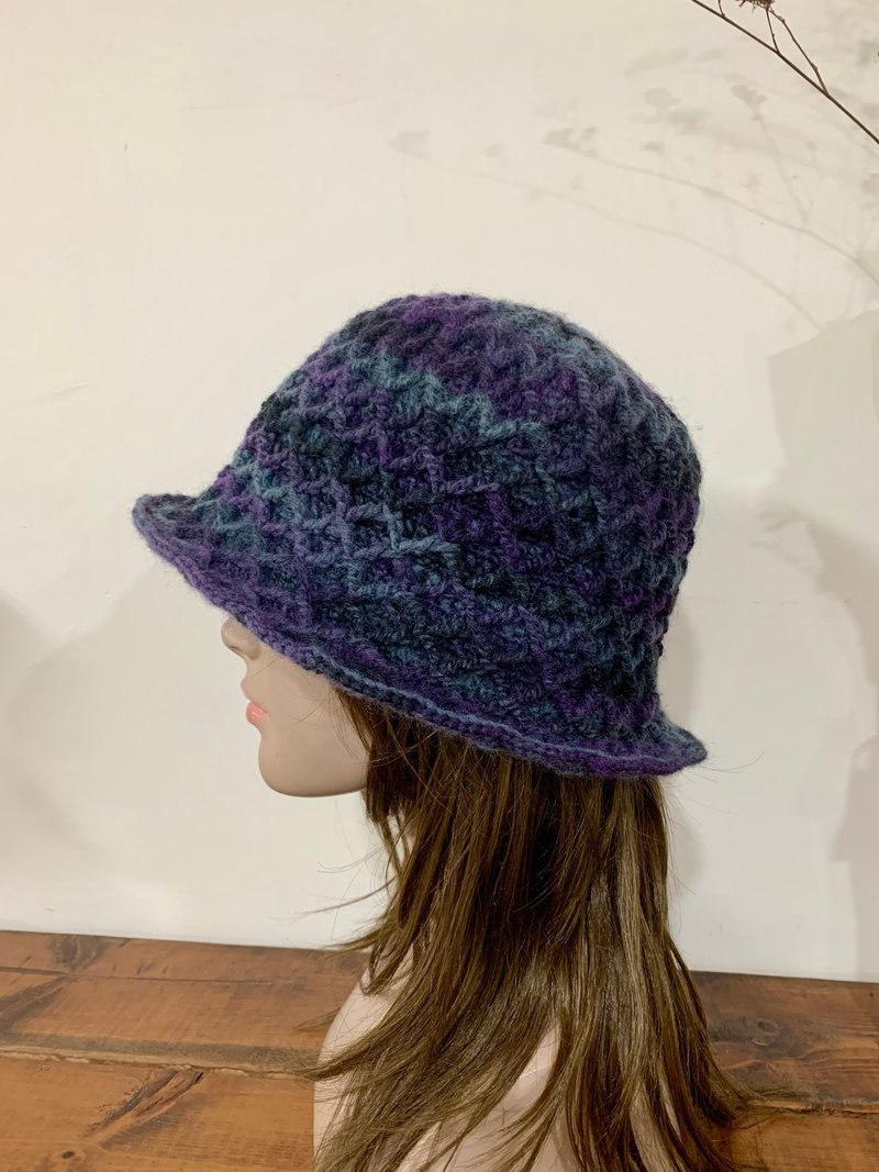 Diamond/brimmed beanie. Purple/gray black. Purely handmade. Popular styles. Japan Line - Hats & Caps - Wool 