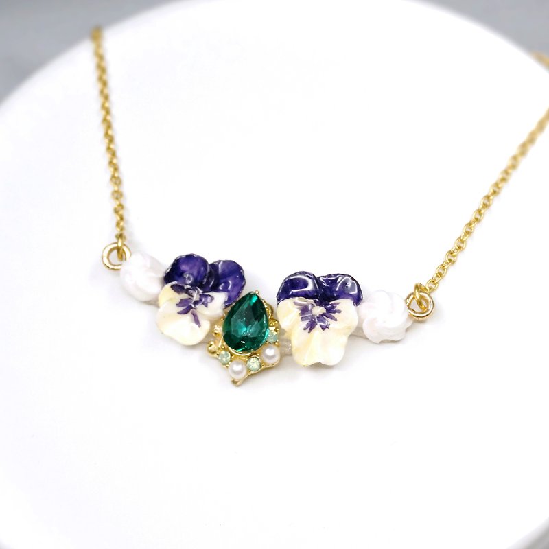Elegant Rhinestone floral necklace =Flower Piping= Customizable - สร้อยคอ - ดินเหนียว สีเขียว