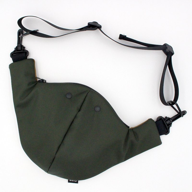 seto / creature bag / Middle / Chu-sagari / Dark-green Light-brown - Messenger Bags & Sling Bags - Polyester Green