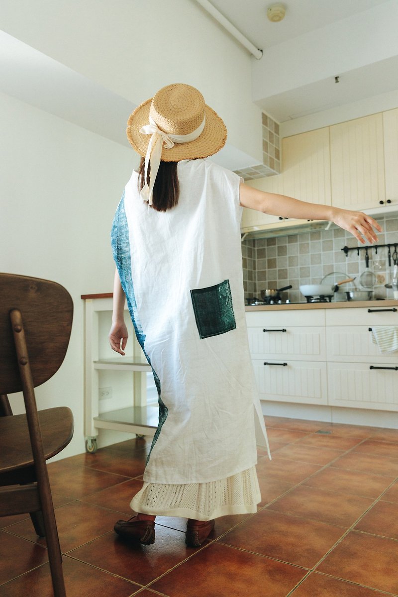 Eating saury and wearing a cocoon dress - One Piece Dresses - Cotton & Hemp White
