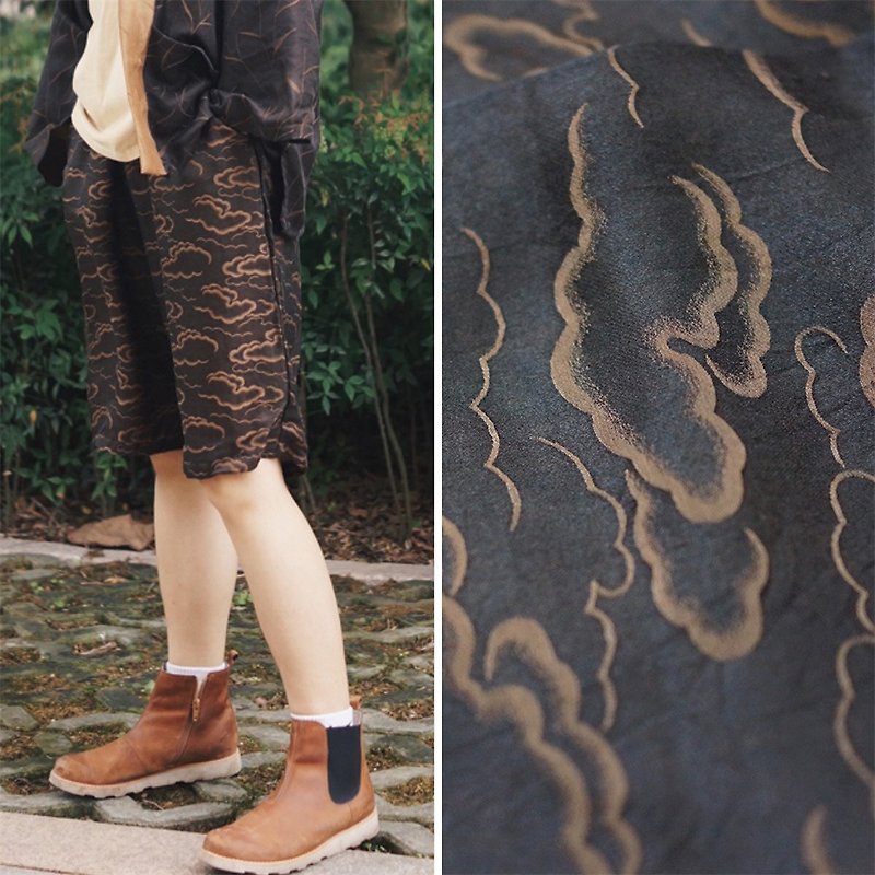 Moiré Jacquard Mulberry Silk Fragrant Cloud Yarn Elastic Waist Shorts Men and Women Unisex Comfortable Street Style Casual Pants - Women's Shorts - Silk Brown