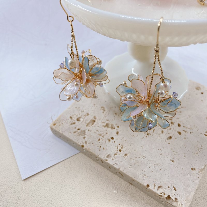 Sunny Jewelry 經典華麗版花球耳環 粉嫩藍紫色系花球 - 耳環/耳夾/耳骨夾 - 其他材質 紫色