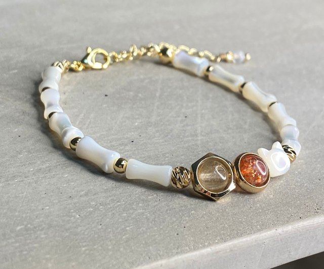 AA0050003 Kitten-shaped shell bamboo-shaped mother-of-pearl