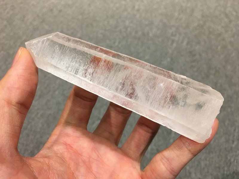 原石ホワイトクリスタル柱 – 邪気を払い、お守り、開運、瞑想に - 置物 - クリスタル 