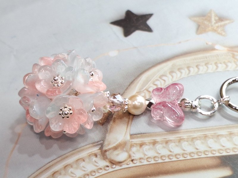 Glazed lily of the valley flower ball keychain - ที่ห้อยกุญแจ - กระจกลาย 