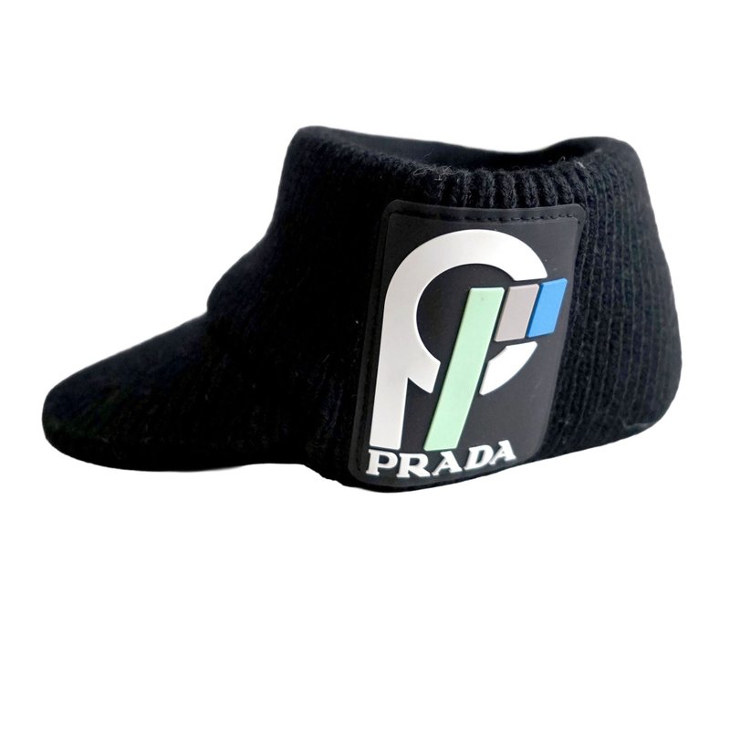 全新 意大利奢侈名牌PRADA黑色粗針織軟膠LOGO徽章髮帶鴨舌帽頭箍 - 帽子 - 棉．麻 黑色