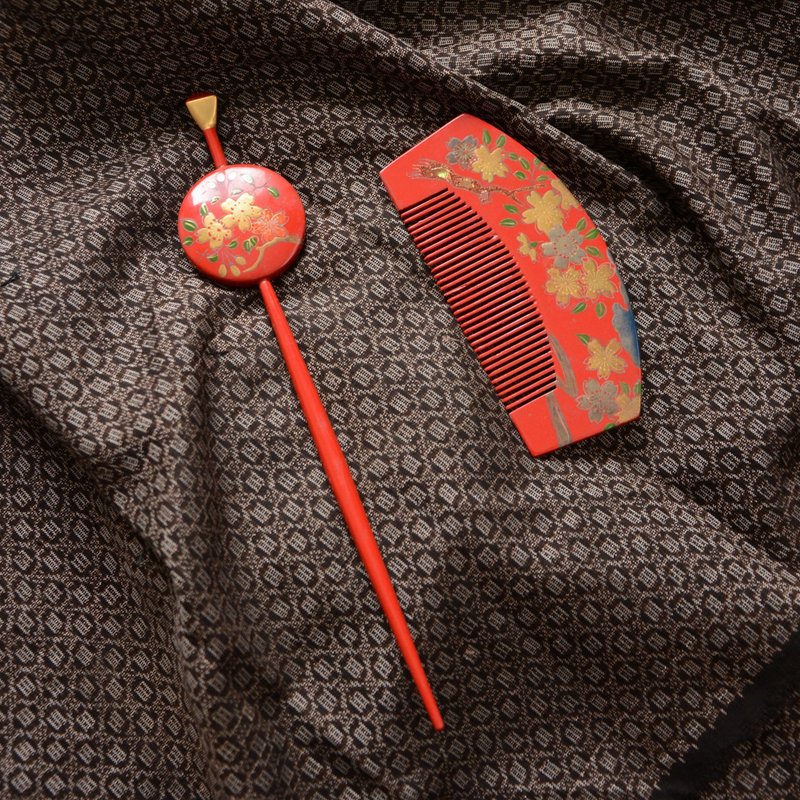未使用 デッドストック 日本製 純金使用 蒔絵 かんざし 櫛セット 桜模様 箱付き - 髮夾/髮圈 - 其他材質 紅色