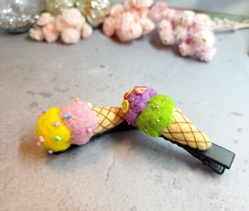 Two Tone Ice Cream Wool Felt Kids Hair Clips - เครื่องประดับผม - ขนแกะ หลากหลายสี