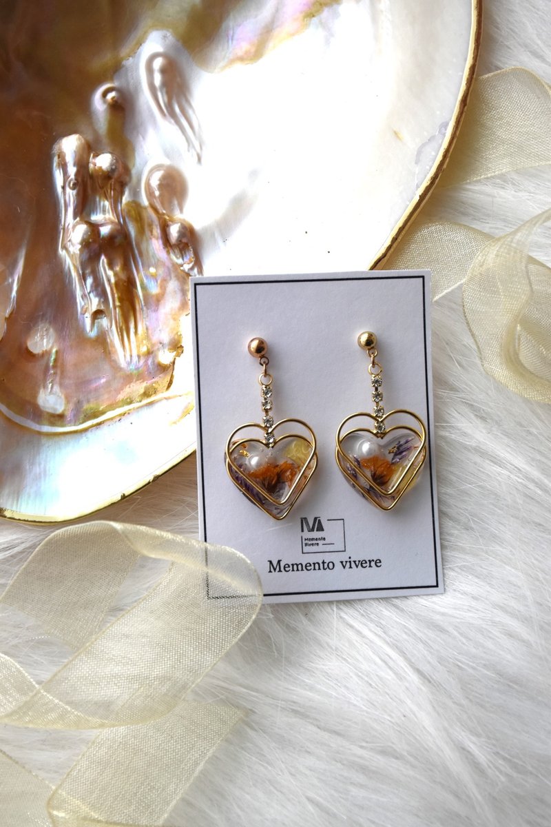 18k gold double layer love dry flower earrings - Earrings & Clip-ons - Plants & Flowers Orange