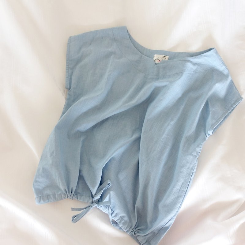 Heart flower series - super soft thin cotton light blue denim soft cloth hem drawstring top - Women's Tops - Cotton & Hemp Blue