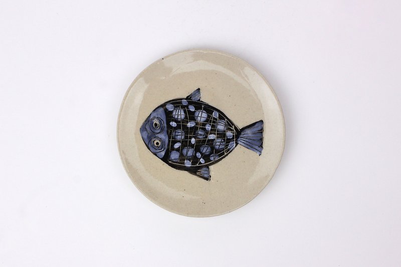 Nice Little Clay Hand-painted small dish blue flat fish 03041-5 - Small Plates & Saucers - Pottery White