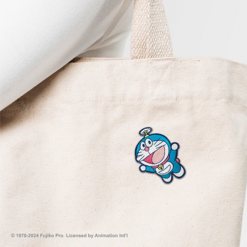 JzFun / Doraemon 刺繡裝飾貼 (飛翔) - 貼紙 - 繡線 多色
