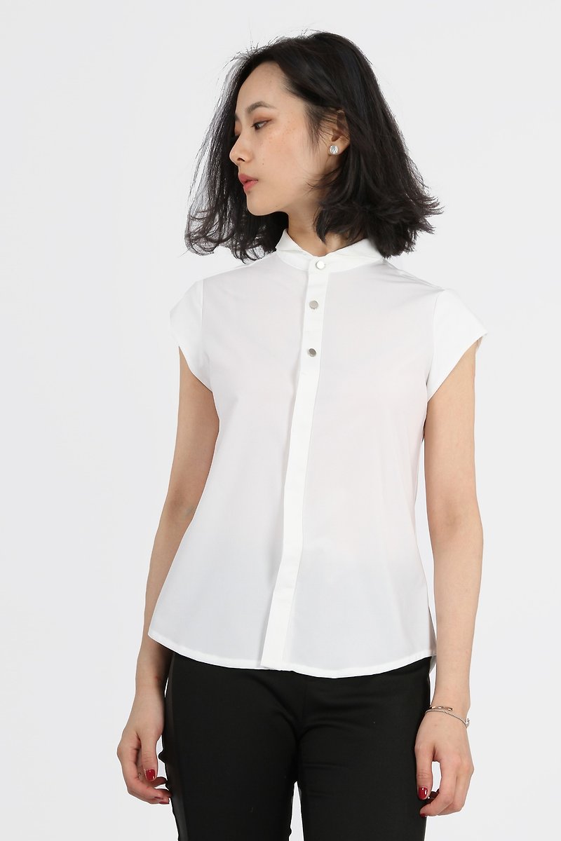 小圓翻領透氣短袖襯衫 - 白 - 女裝 上衣 - 聚酯纖維 白色