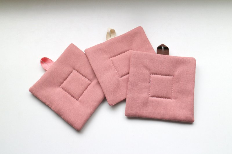 Square Coaster/Rose Pink - ที่รองแก้ว - ผ้าฝ้าย/ผ้าลินิน สึชมพู