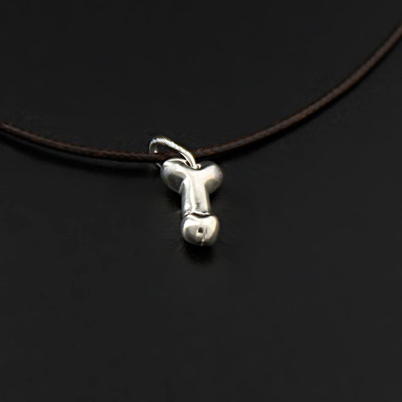 Idio independent design human body parts series sterling silver hand jj pendant - สร้อยคอ - โลหะ สีเทา