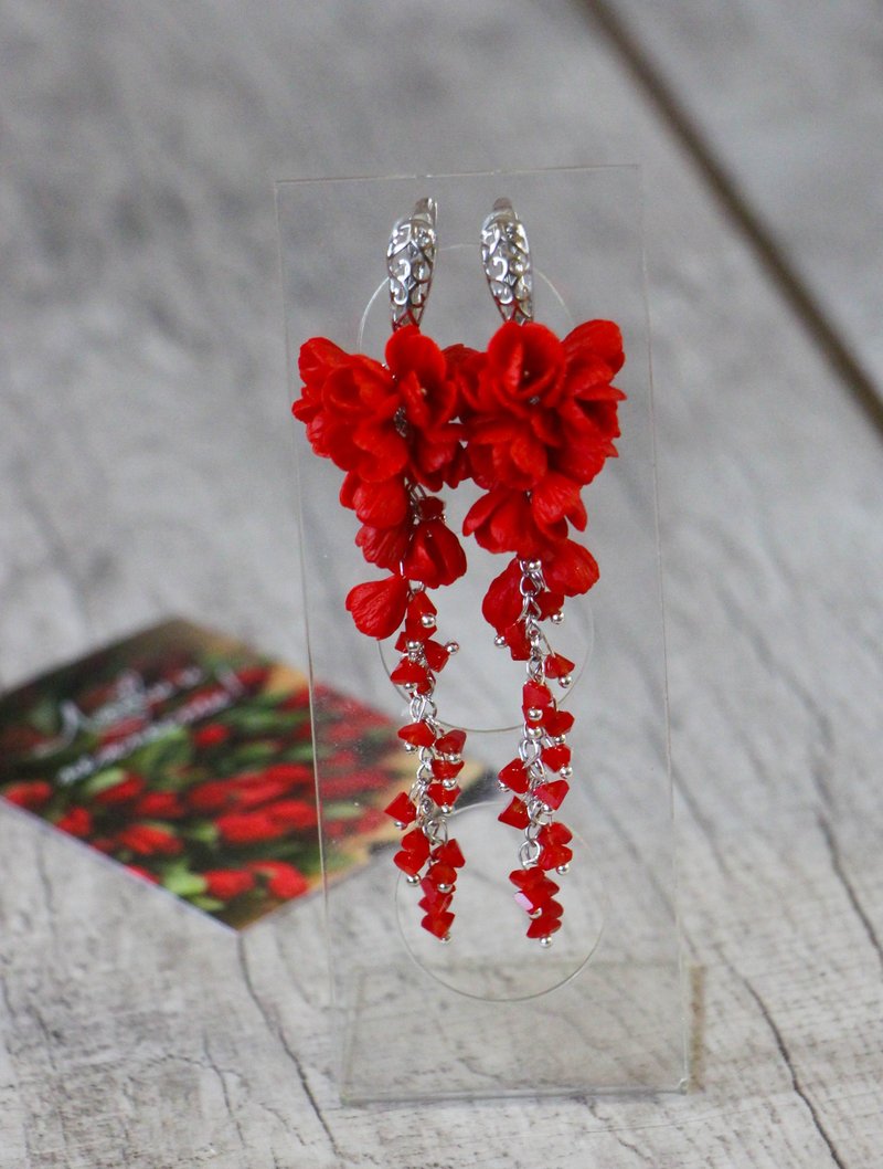 Red earrings - 耳環/耳夾/耳骨夾 - 黏土 紅色