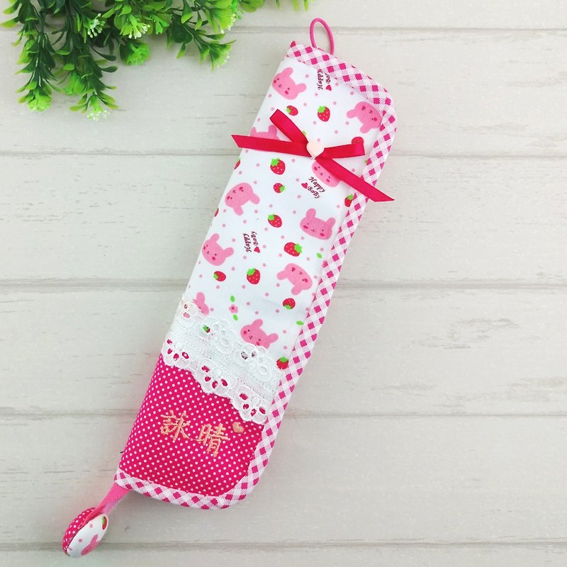 Strawberry bunny rabbit. Handmade tableware bags (can be embroidered for free) - จานเด็ก - ผ้าฝ้าย/ผ้าลินิน สึชมพู