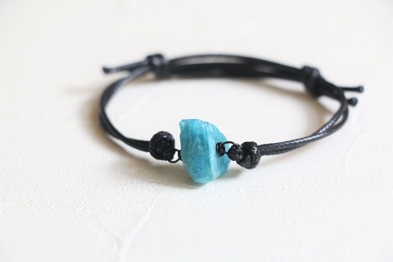 Raw crystal bracelet - crystal cord bracelet - สร้อยข้อมือ - เครื่องเพชรพลอย หลากหลายสี