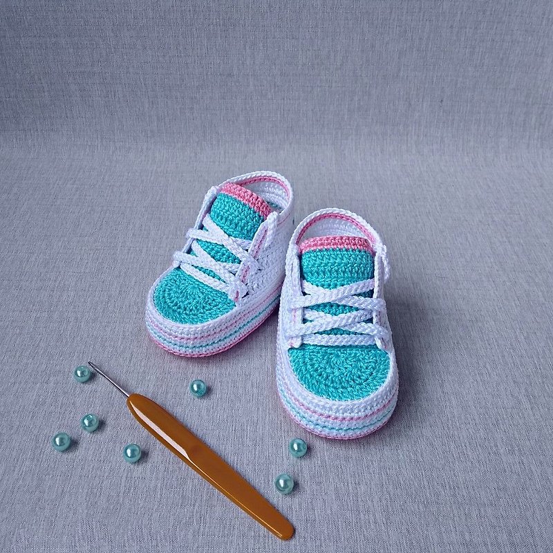 新生嬰兒針織短靴運動鞋 knitted booties sneakers for a newborn baby - 嬰兒鞋/學步鞋 - 棉．麻 多色
