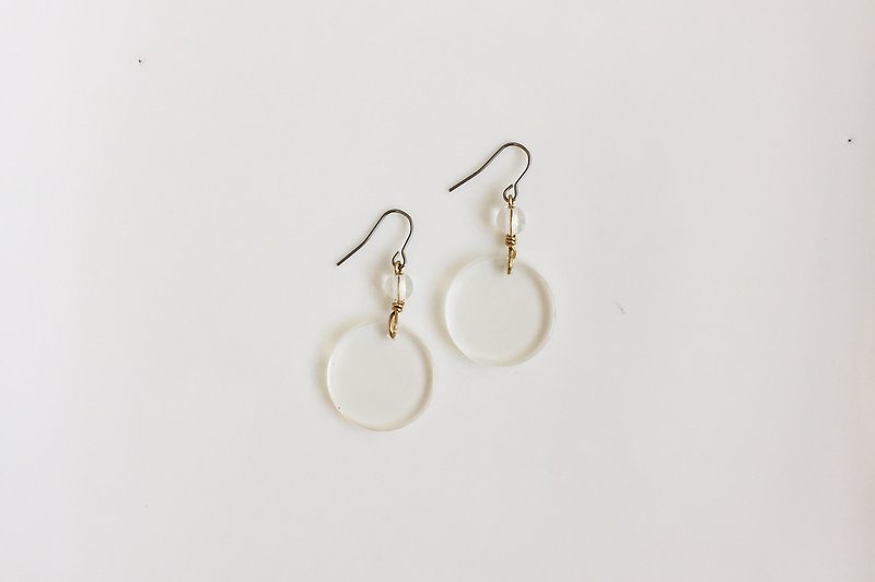 Silent celluloid crystal shape earrings - Earrings & Clip-ons - Gemstone White