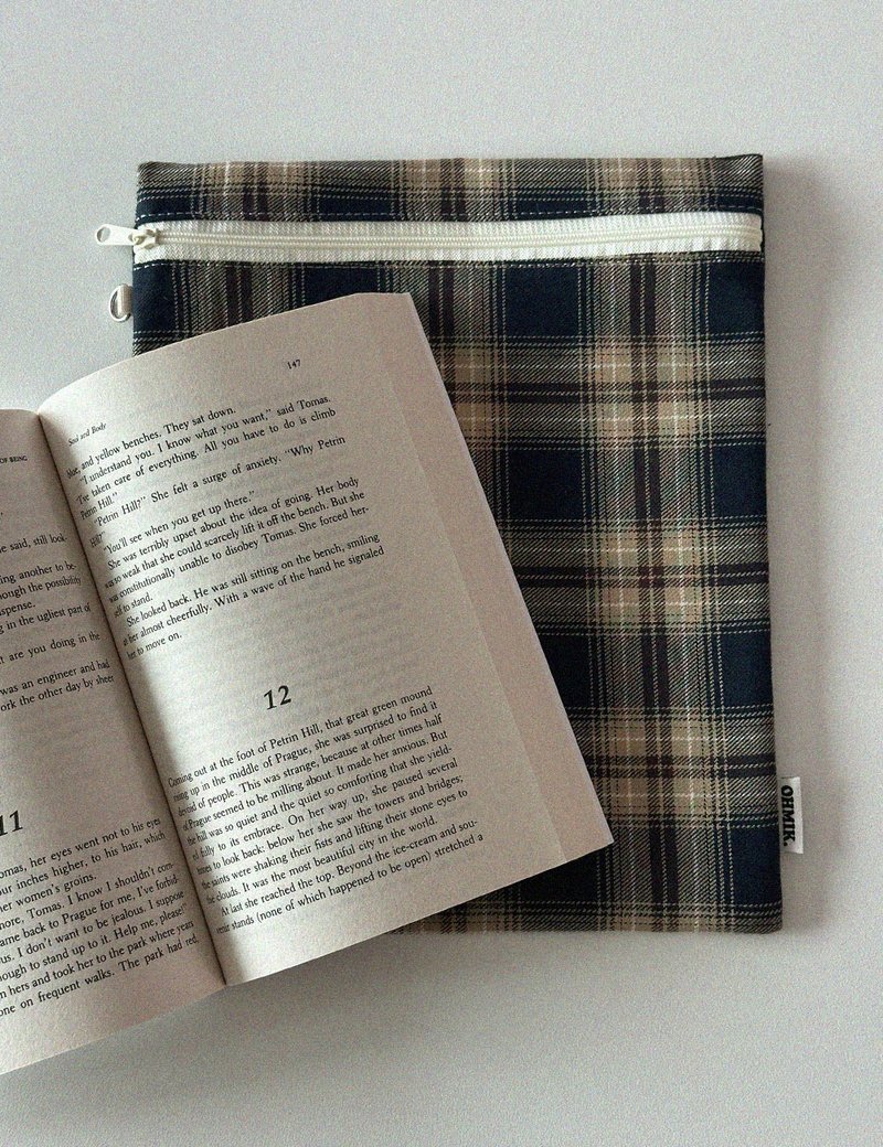 iPad Book Pouch 009 Gold Blue - 書衣/書套 - 棉．麻 多色