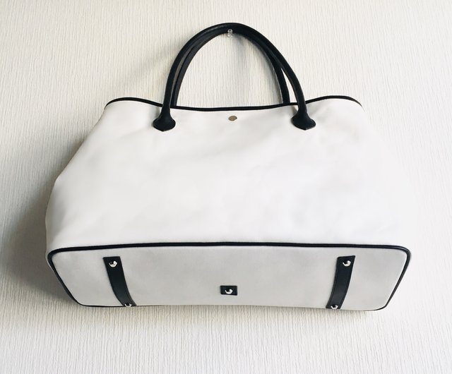 【関税込】 XS トートバッグ - ブラック:ホワイト 大容量 自立する11号帆布とレザーのワイドトートバッグ【オフ