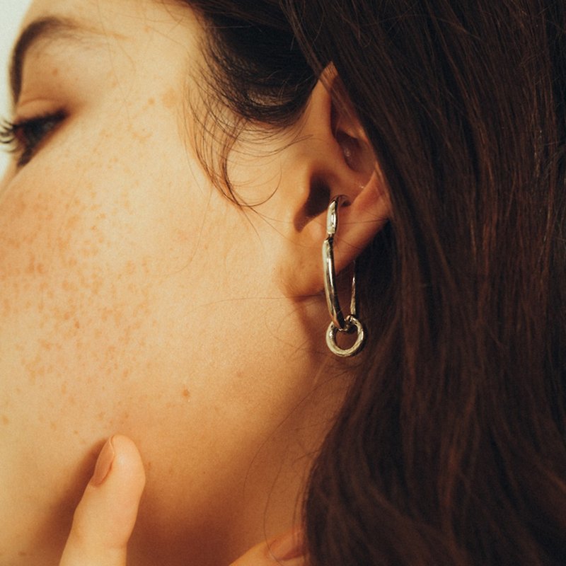 耳扣 耳夾 Ear cuff - Thera 兩色 銀 - 耳環/耳夾 - 其他金屬 銀色