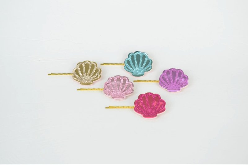 Hair Clip Set of 5 Seashell Mermaid Glitter Pink, Gold, Blue, Lilac and Purple - เครื่องประดับผม - วัสดุอื่นๆ หลากหลายสี