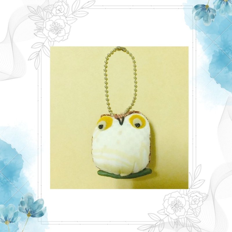 Handmade Smiling Owl Series Keychain Pendant | Lucky Brown Pattern Peace Style (Medium) - เย็บปัก/ถักทอ/ใยขนแกะ - งานปัก สีทอง