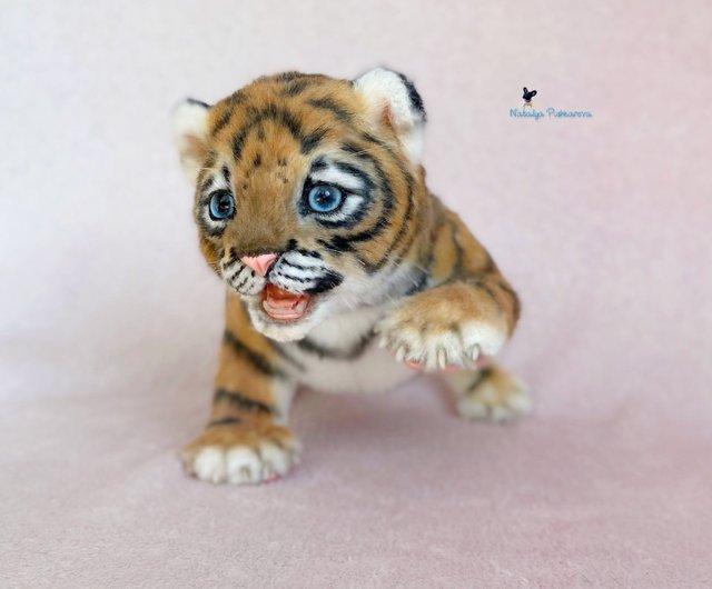 Baby Tiger Cubs Ultra-Realistic (Set of 2)