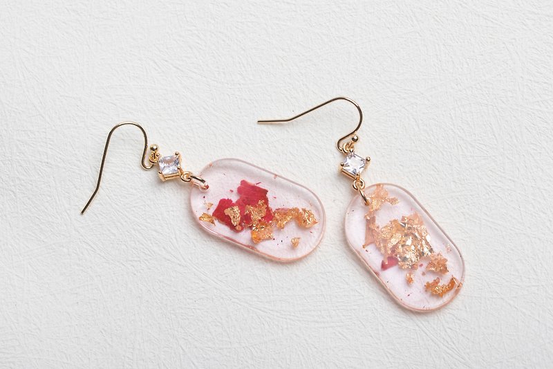Handmade Dry Pressed Flower Resin Earrings, Real Flower Jewelry - 耳環/耳夾 - 植物．花 紅色