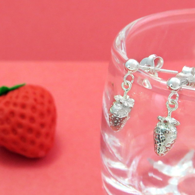 Fruit福祿果 草莓 水果 純銀垂墬耳環 (單支) - 耳環/耳夾 - 純銀 紅色